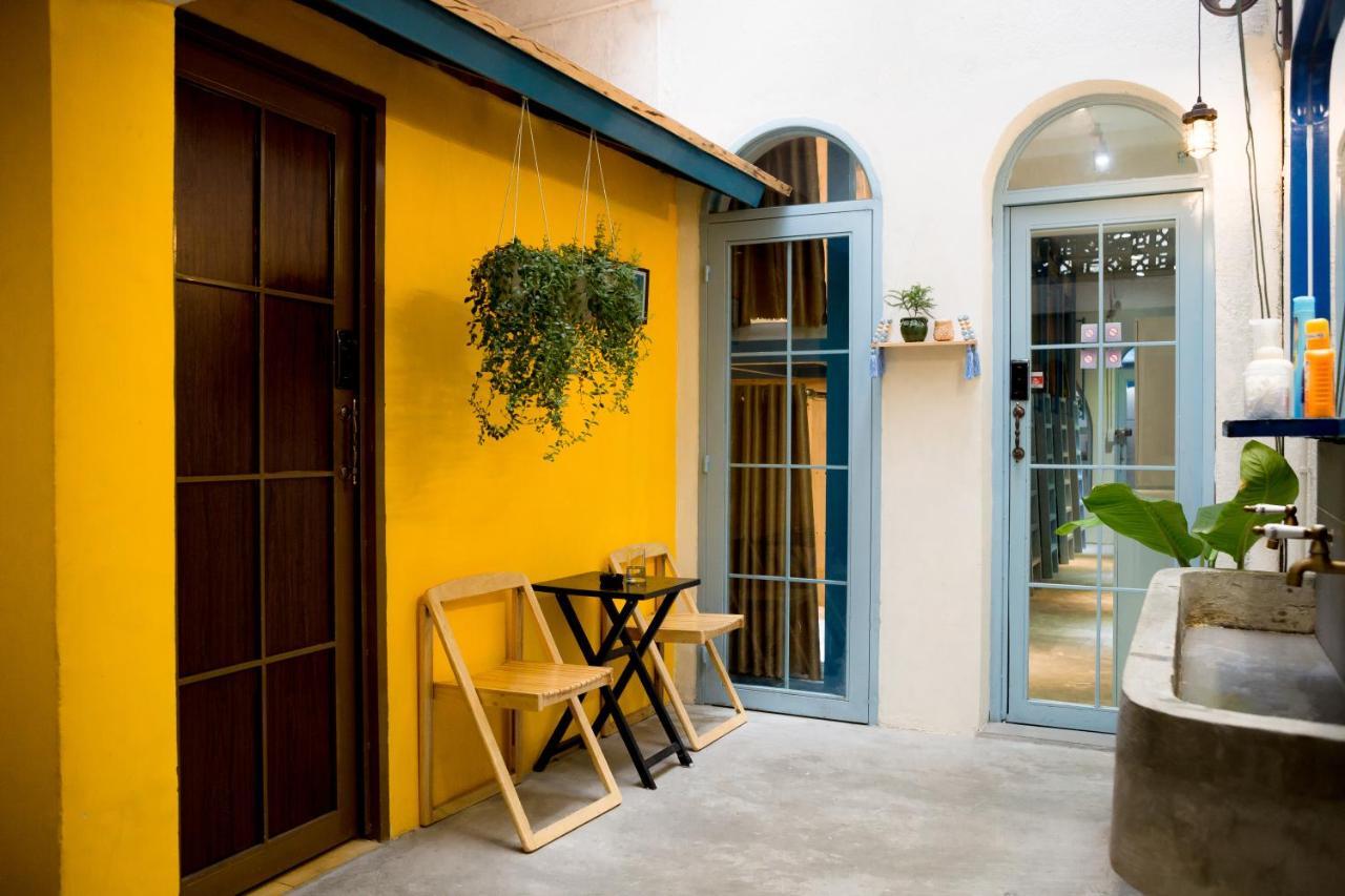 Kha Hostel & Cafe Hô Chi Minh-Ville Extérieur photo