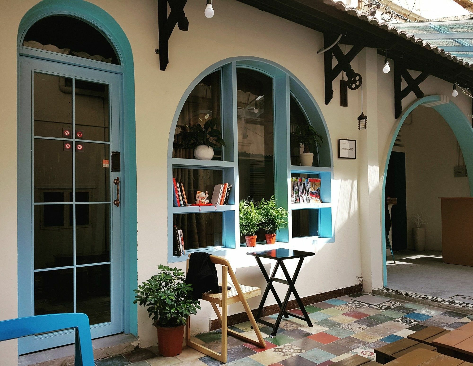 Kha Hostel & Cafe Hô Chi Minh-Ville Extérieur photo